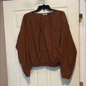 Uniqlo Brown Parachute Long Sleeve Top Size Small